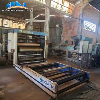 Empresa industrial con una l�nea de producci�n para el reciclaje y la fabricaci�n de pl�sticos LDPE, con una capacidad de 50 toneladas mensuales.